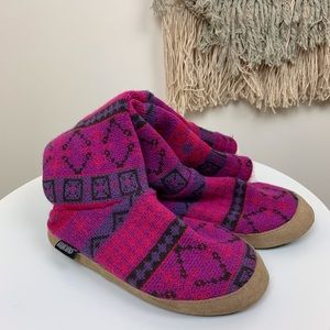 5/$25! Original Muk Luks Sz 5-6